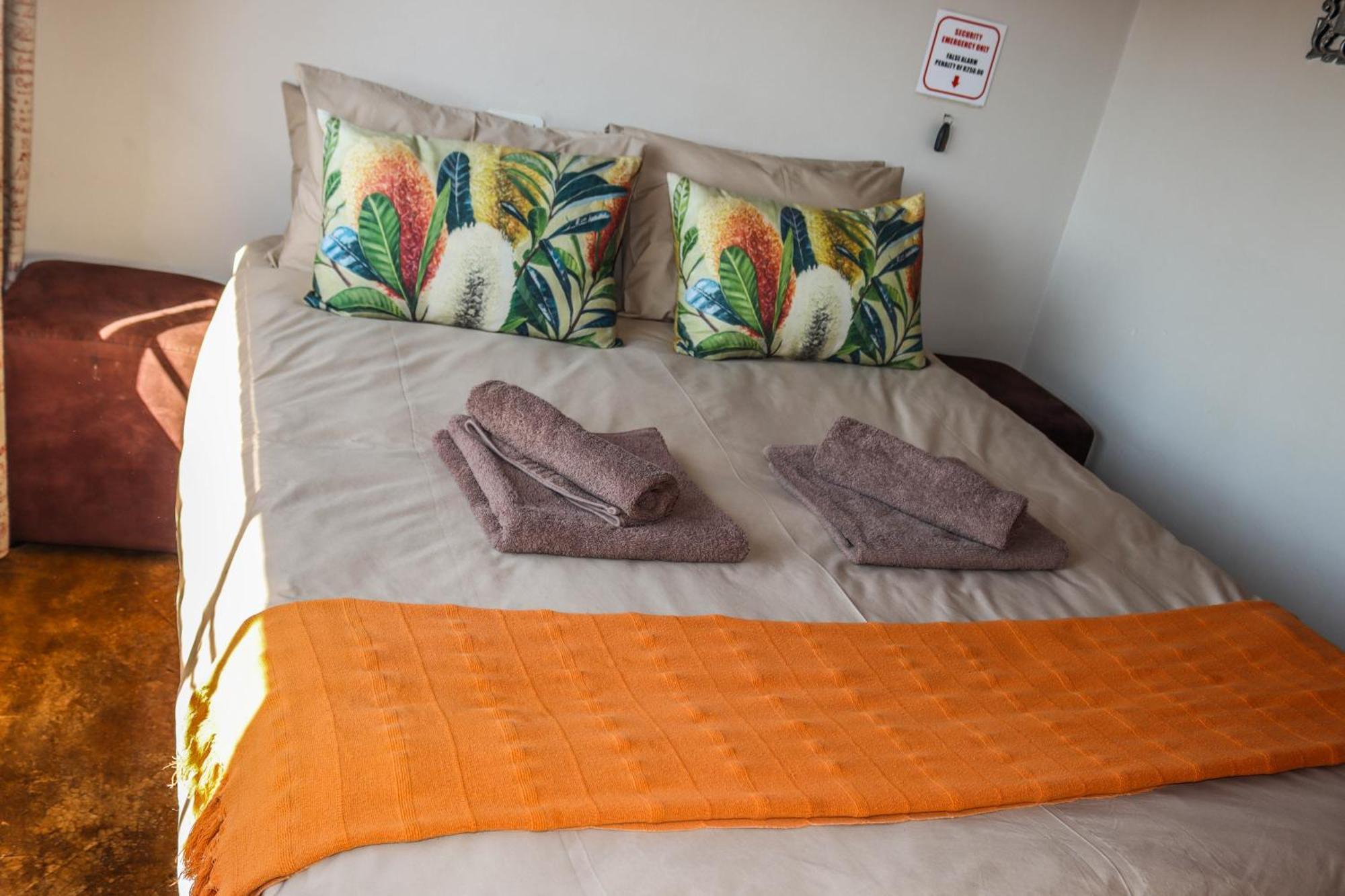 Panorama Chalets & Rest Camp กราสคอป ภายนอก รูปภาพ